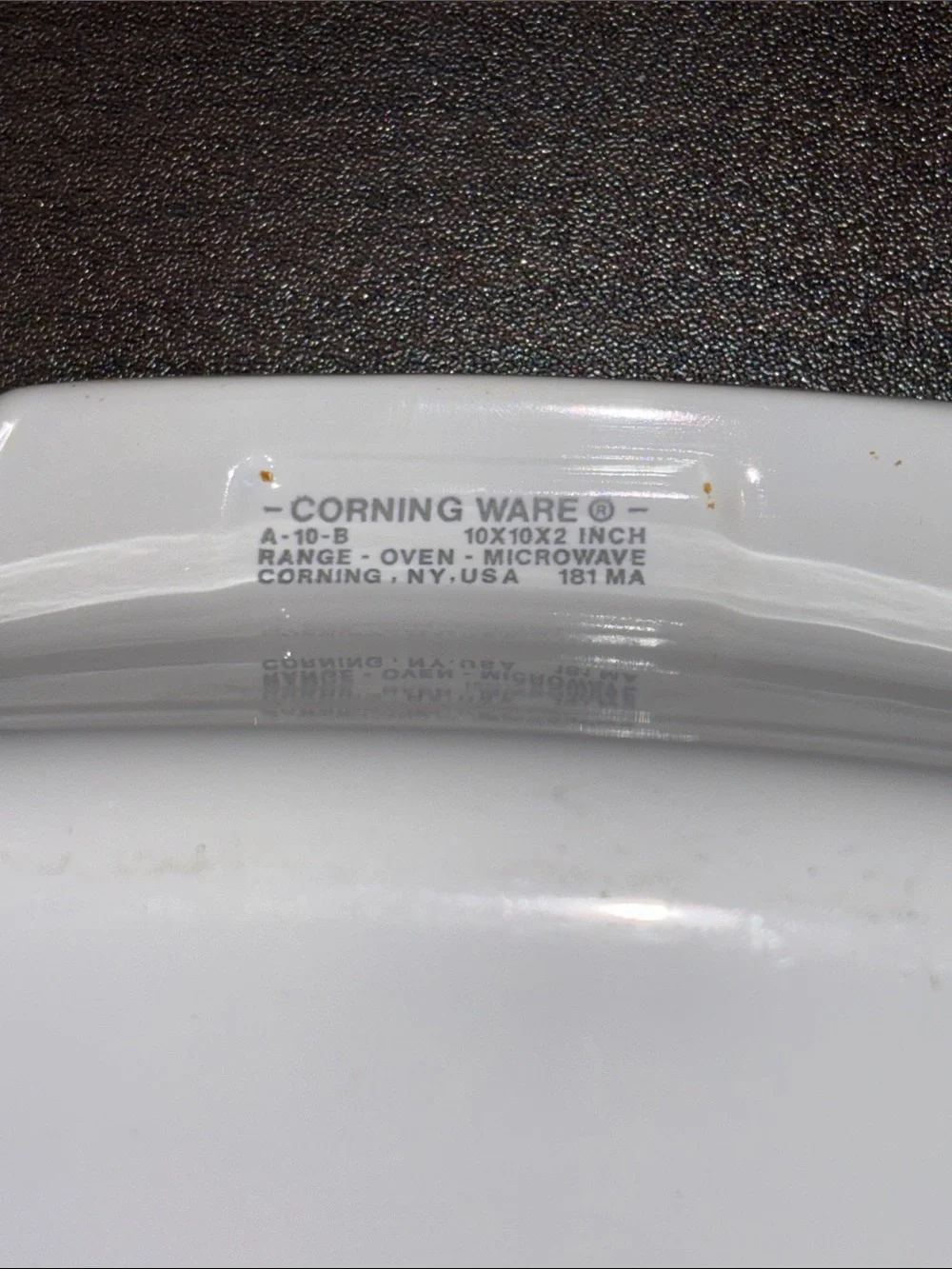 EUC VINTAGE Corning Ware Le Romarin casserole dishes Set of 3 with lids. featuri